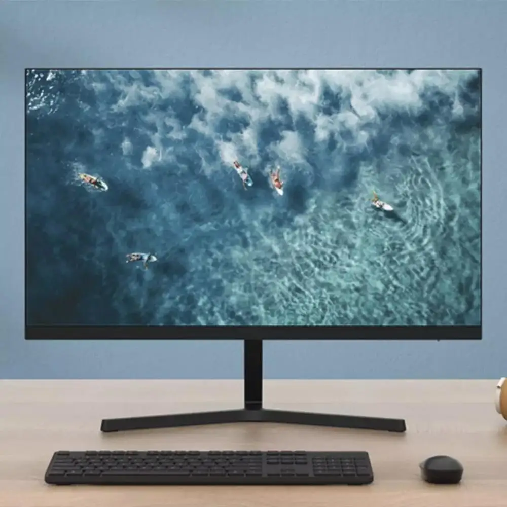 Xiaomi Uretti Bu Fotografta Bir Bilgisayar Kasasi Var