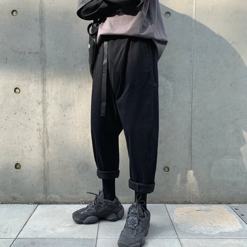 

Men's overalls 2020 spring and summer new solid color tooling comfortable nine-point pants young personality men's clothing