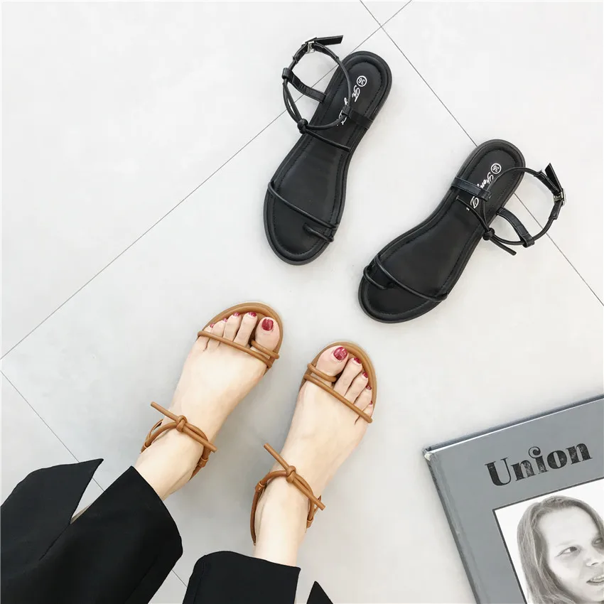 

2018 Summer Korean-style Flat Top Shoes Flip-flop Round-toe Sandles Gladiator Sandals WOMEN'S Shoes Summer