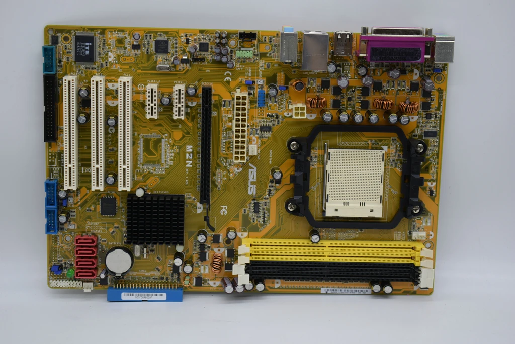 Для ASUS M2N AM2 940-pin DDR2 оригинальная подержанная материнская плата