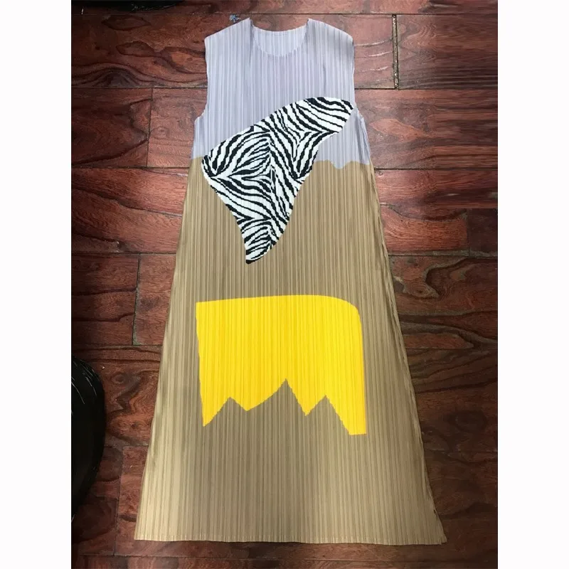 Miyake плиссированное платье в полоску - Цвет: gray yellow
