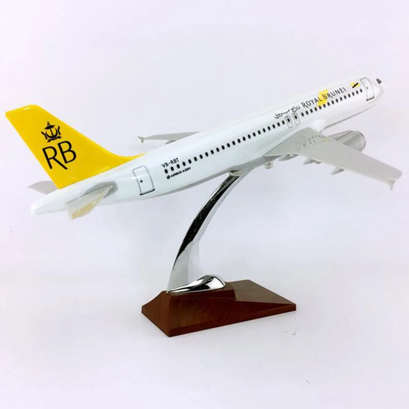 

36cm 1/100 scale A320-200 Airbus Royal Brunei airlines model airplane toys diecast alloy aircraft With base plane kids gifts