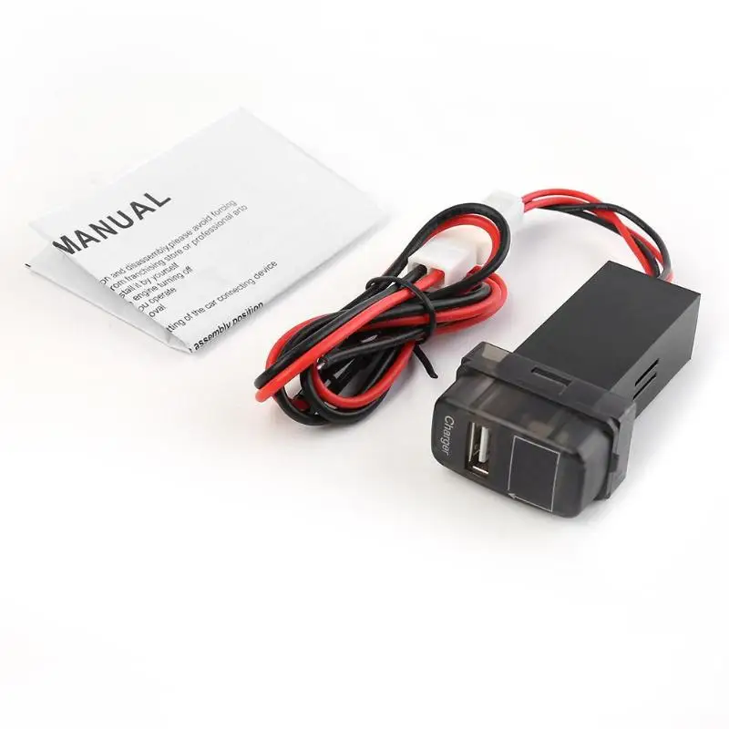 Для Mitsubishi зарядных порта USB для автомобиля Зарядное устройство с синий светодиодный вольтметр, 12 В, 24 В до 5 В, 2.1A USB телефон Зарядное устройство гнездо адаптера