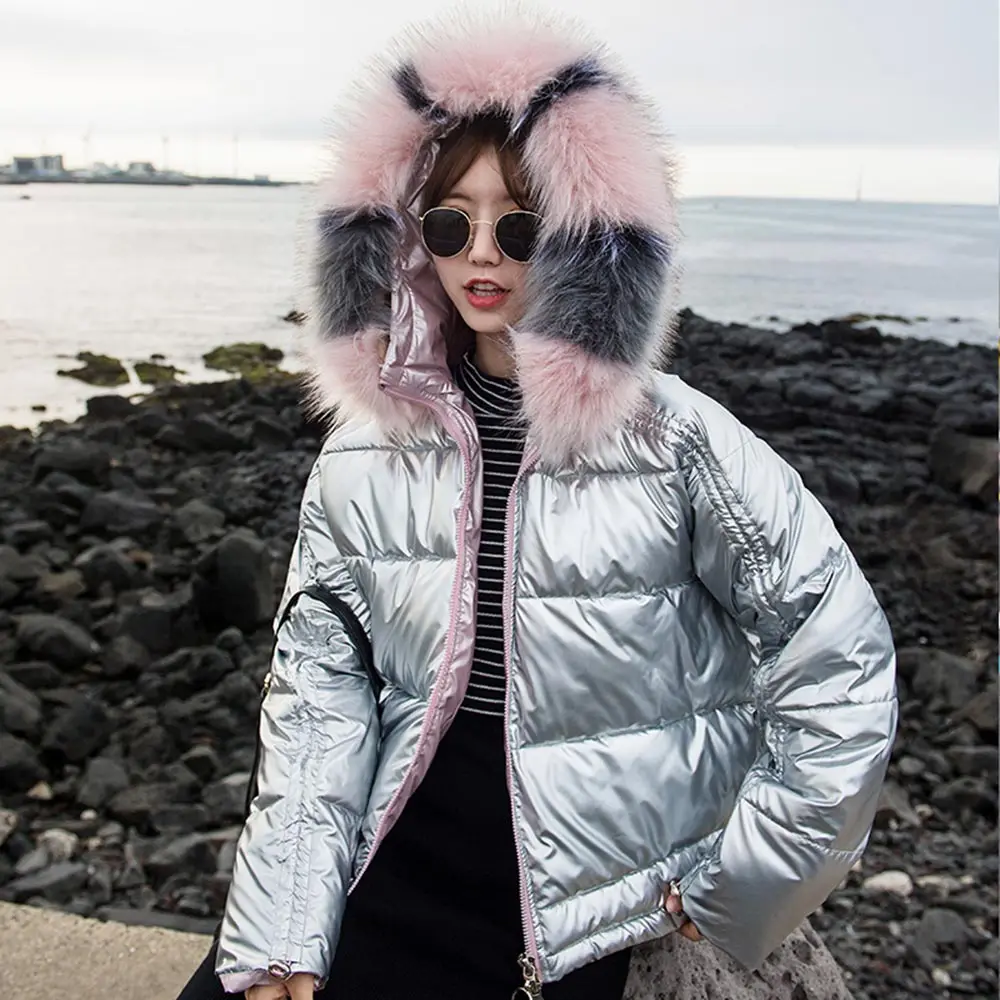 Goedkoop PinkyIsBlack Vrouwen Winter Parka Jas Jas 2019 Nieuwe Glossy Warm Vrouwen Fur Coat Hooded Korte Katoen Gewatteerde Winterjas Vrouwen