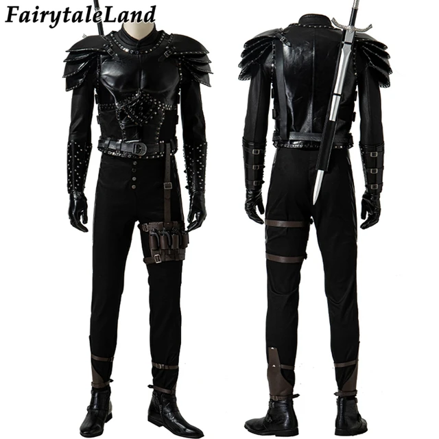 Equipamento De Cosplay. Fantasia De Bruxo Que Festa Do Halloween. Homem-alto,  Barba Branca Comemora Halloween. Velho Bruxeiro Mági Imagem de Stock -  Imagem de branco, cara: 218398871