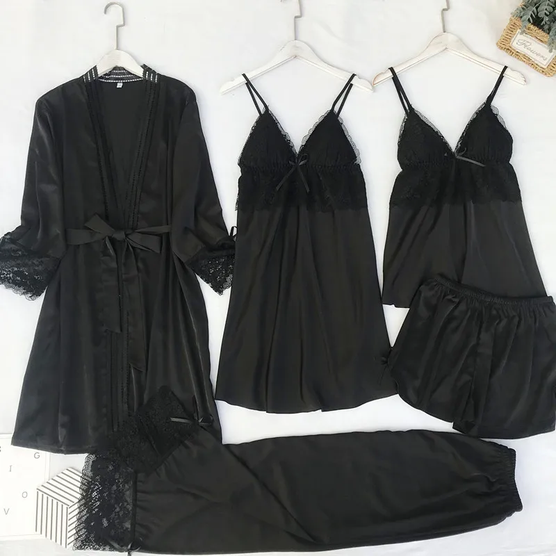 Pijamas e Moda Íntima