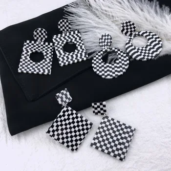 

2020 Brinco Pendientes Han Guodong Door Popular New Geometric Acetate Acrylic Plover Case Long Big Earrings Stud Adorn Article