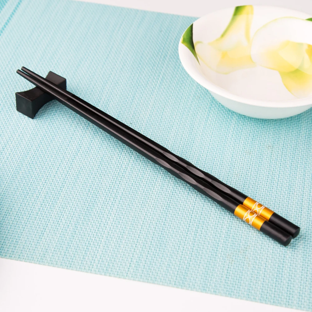 1 пара цветных японских палочек для еды из сплава, противоскользящие палочки для суши, китайские подарочные палочки для еды в отеле, можно повторно использовать бесмольные стерильные палочки для еды