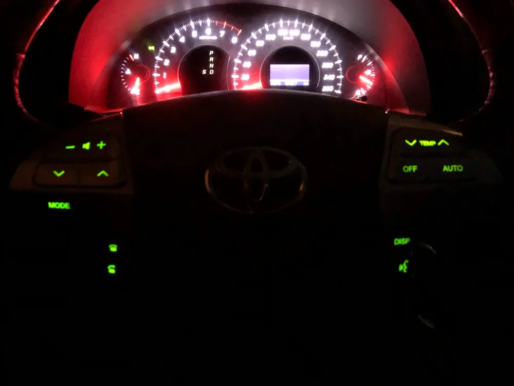 Кнопки Bluetooth для телефона Toyota HIGHLANDER 84250 0E120 кнопка управления звуком колеса 0E220