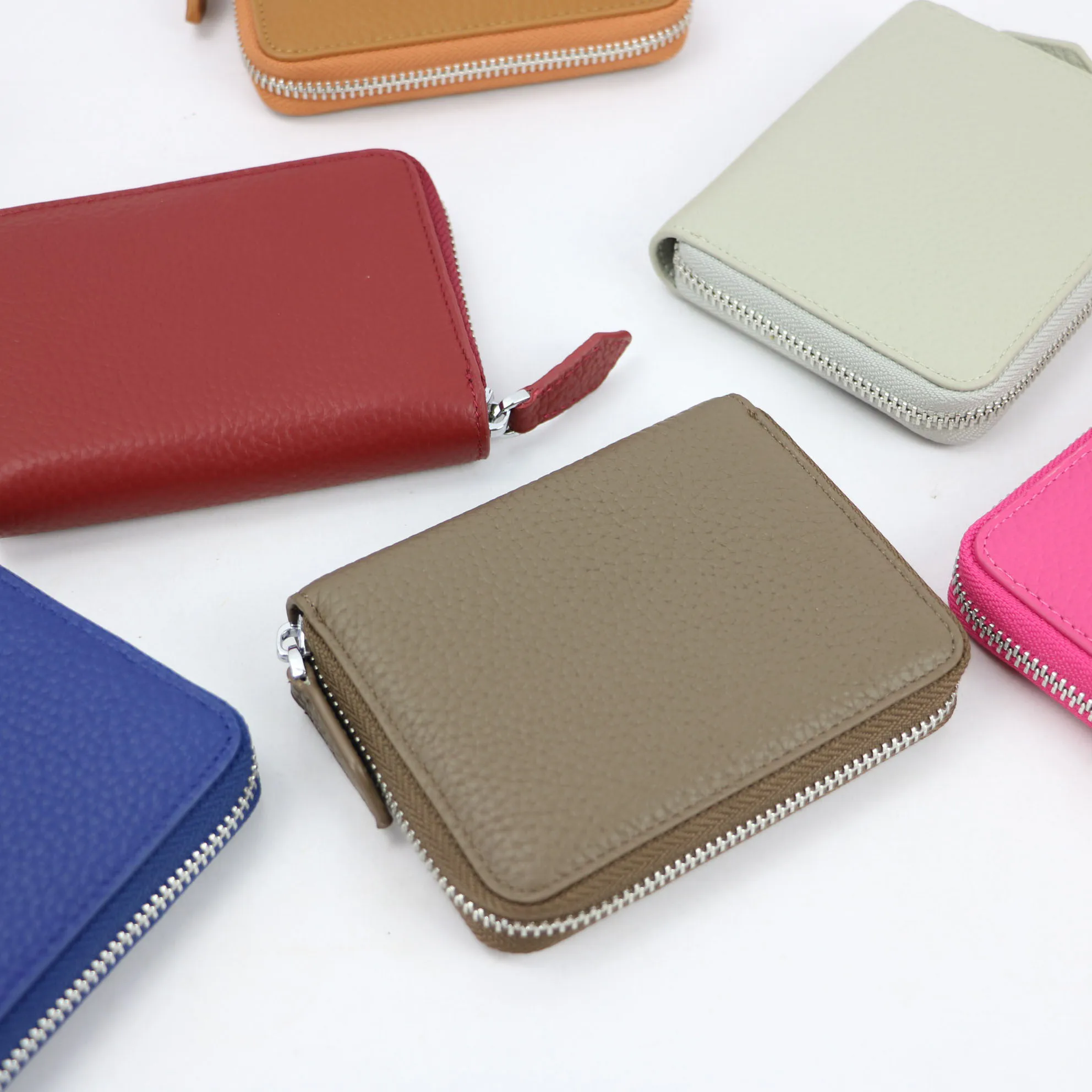 Cartera Iniciales Mujer Cheap Sale, UP TO 55% OFF | www.bravoplaya.com
