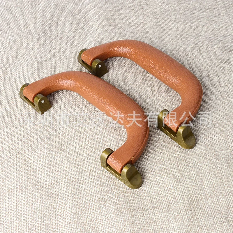 

Manufacturers Direct Selling 150 Size Packaging Box Handle Aluminum Case Handle Wine Box Top Grade Handle Plastic Handle