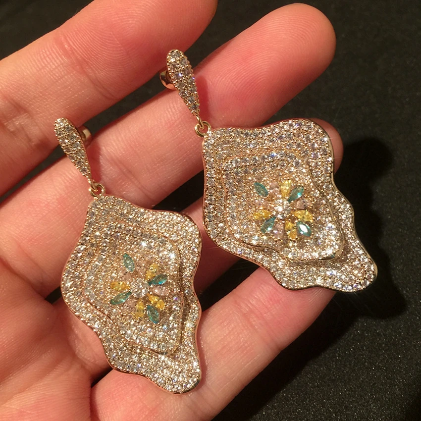 

Irregular Fashion Long Geometric Dangle Drop Earrings for Women Luxury Gold Color Crystal Rhinestone Earring Party Jewelry Gift