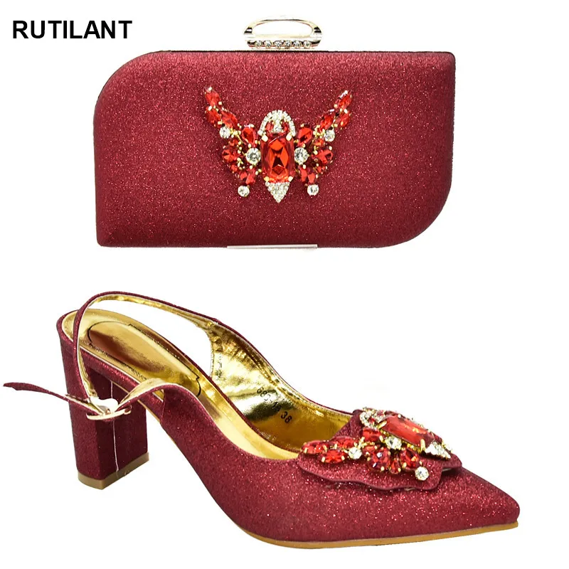 

Latest Wedding Shoes Bride Cristal Nigerian Shoes and Matching Bags Italian Shoes with Matching Bags Decorated with Appliques