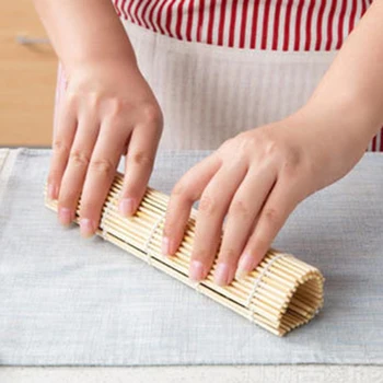 

4Pcs Sushi Maker Set Sushi Making Set Sushi Rolling Kit For Beginners Rice Shaker Rice Spoon Sushi Mat Kitchen Tools