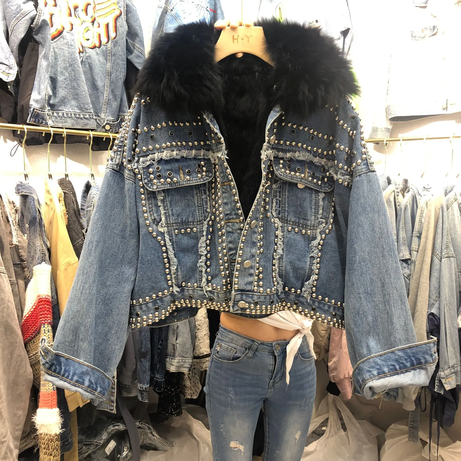 real fur collar Новая Толстая короткая джинсовая куртка из натурального Лисьего меха с большим воротником и заклепками женская синяя джинсовая зимняя куртка casacos de inverno Feminino - Цвет: real fur collar