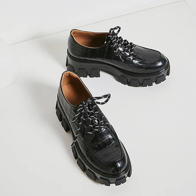 Женские туфли оксфорды из натуральной кожи на шнуровке плоская толстая подошва с