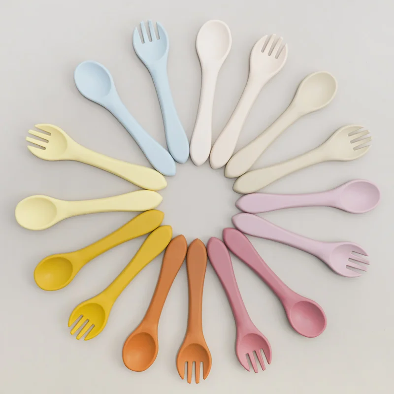 BPA Free Soft Silicone Spoon For Baby Utensils Set Auxiliary Food Toddler Learn To Eat Training Bendable Fork Children Tableware 2