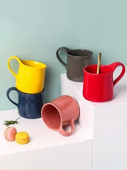 

Nordic Ceramic Cup Simple Coffee Mug with Handgrip Large Capacity Water Mugs Household Couples Teacup Breakfast Milk Cereal Cups