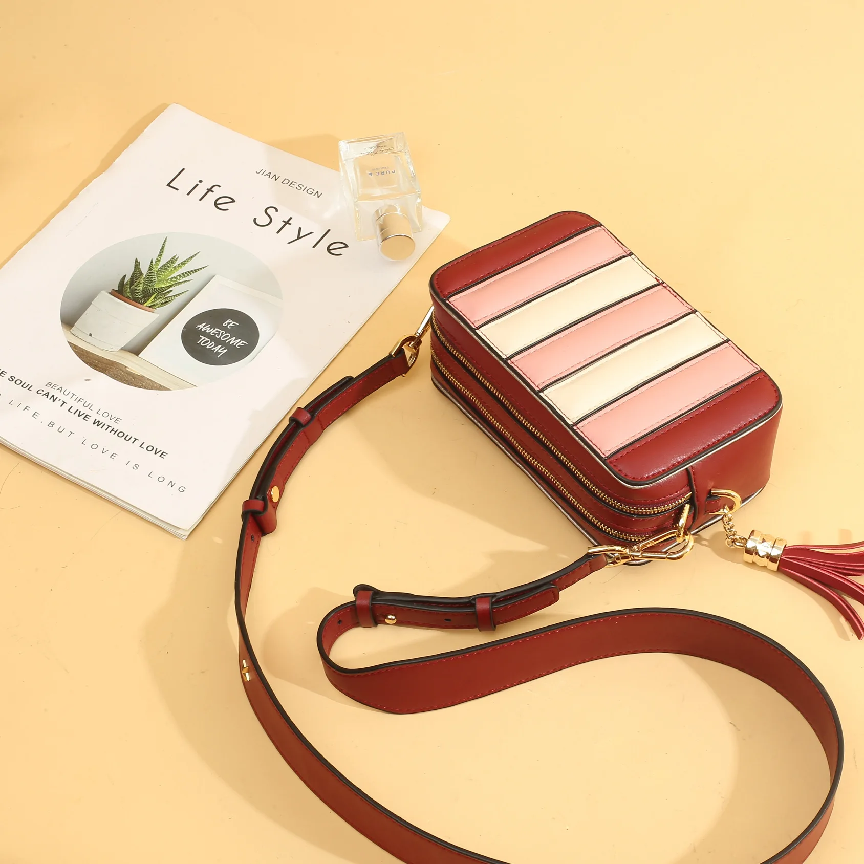 

2019 Summer New Style WOMEN'S Leather Bags Non-mainstream Cowhide Bag Women's Western Style Camera Bag Versatile Crossbody Bag F