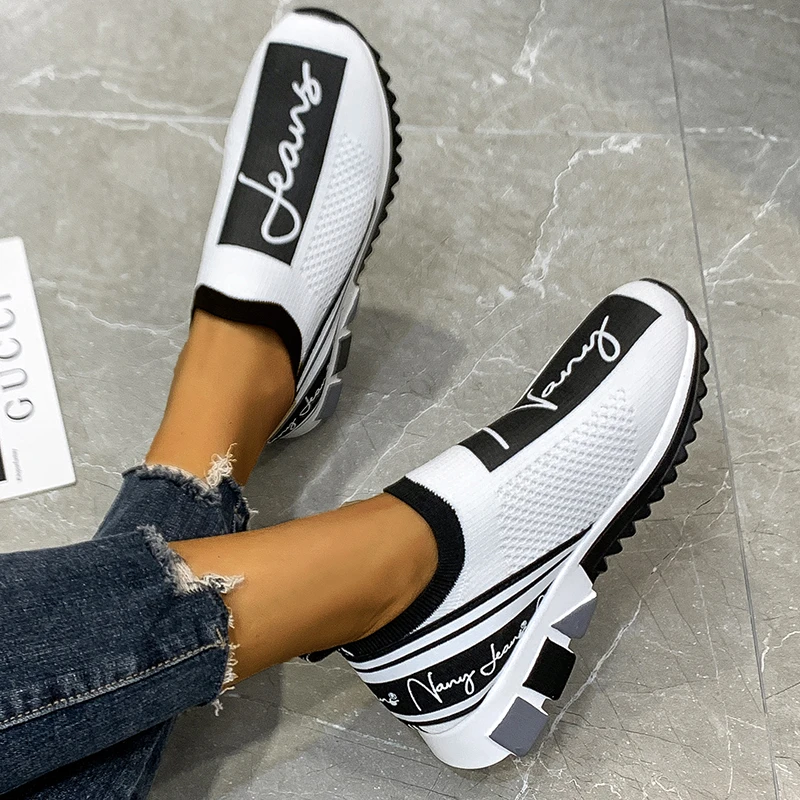 2022 Designer Unisex Couples Shoes Slip On Walking Women Sneakers Breathable Sock Women's Shoes Trainers Brand Chaussure Homme