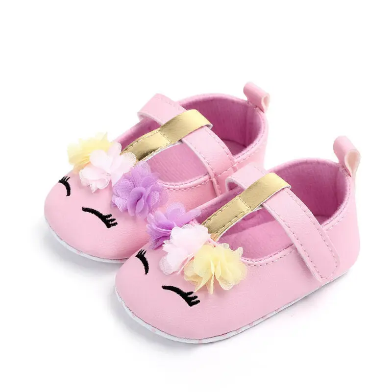 Обувь для маленьких девочек с цветочным принтом и единорогом; обувь из искусственной кожи; обувь для малышей с мягкой подошвой; обувь для малышей; сезон весна-осень; обувь для первых шагов; 0-18 месяцев