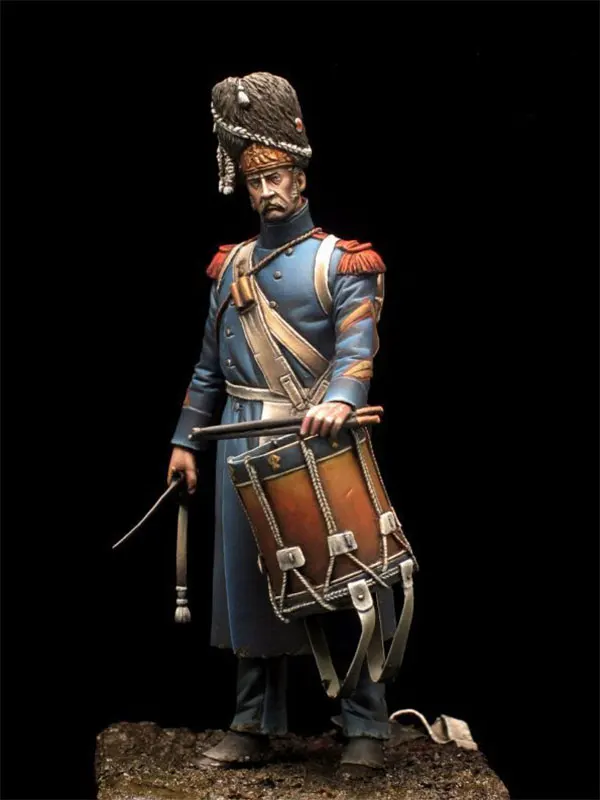Фантазия 1/24 масштаб Grenadier барабанщик миниатюры моделирование Неокрашенный DIY сборка статическая фигурная Смола модельные наборы коллекция