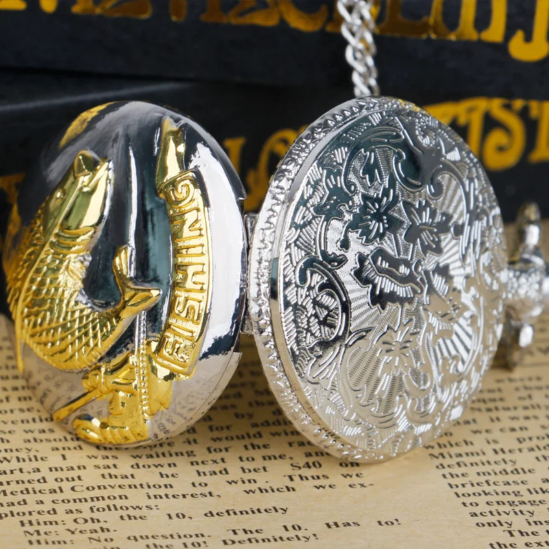 Рисунок 5 - Карманные часы с гравировкой в виде рыбок