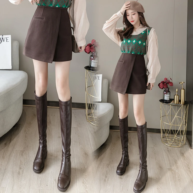 

New style in autumn and winter 2020, pure color high waist short skirt for women, slim waist, split tweed A-line skirt trend