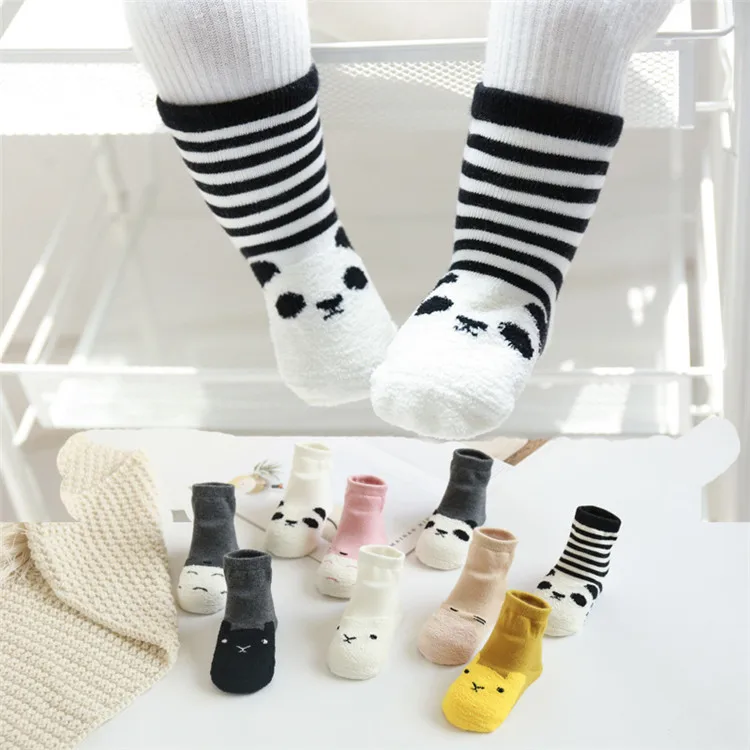 3 пар/лот, носки для маленьких девочек Нескользящие носки для новорожденных девочек, зимние носки для маленьких мальчиков полосатые носки с рисунками для малышей
