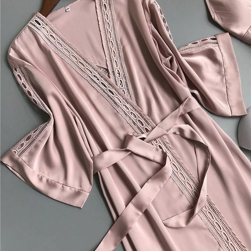 12394616460_1412111203