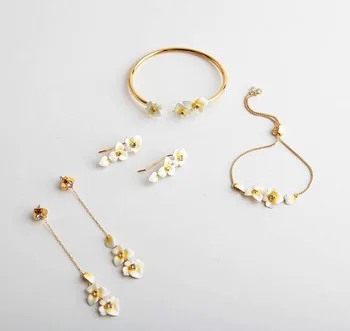 

CSxjd 2020 New Enamel Glaze Flower earrings Bracelet Bracelet Ring and Necklace