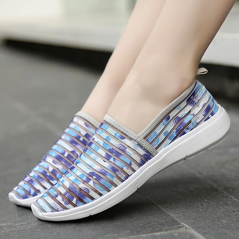 

2019 Spring And Summer New Style Women's Rocking Shoes Breathable Mesh Sports Footwear Single Network Europe And America Hollow