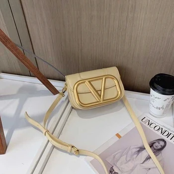 

Genuine Leather Metal Lock Small Square Bag for Women 2020 New Fashion Simple Retro Single Shoulder Messenger Small Bag Channels