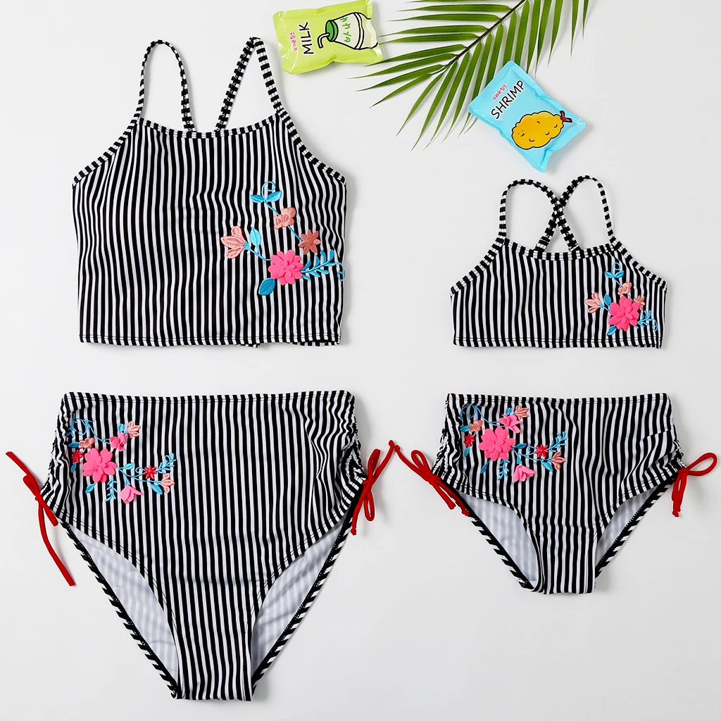 

2020 New Beachwear Mum and Me Bikini Flower Hand stitching Swimsuit Strip for Girl and Women Family Match Swimwear
