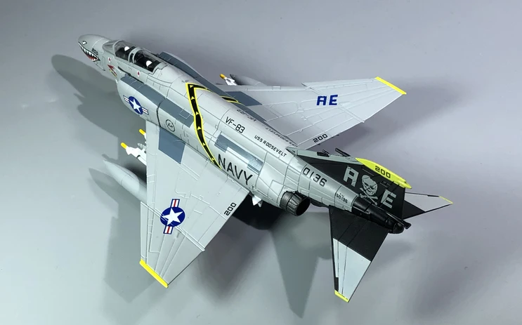 1:100 1/100 масштаб США F-4 Phantom Ⅱ VF-84 истребитель литья под давлением металлический самолет Игрушечная модель самолета