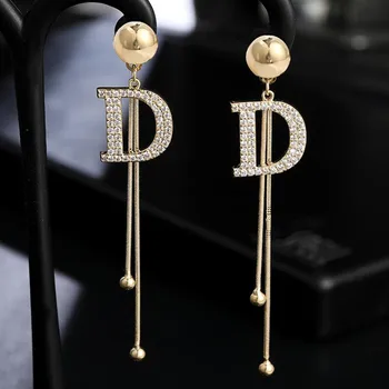 

New Crystal zircon earrings Fashion Jewelry Sparkling Zircon Letter D Individuality Earrings For Women Girl Gifts Statement