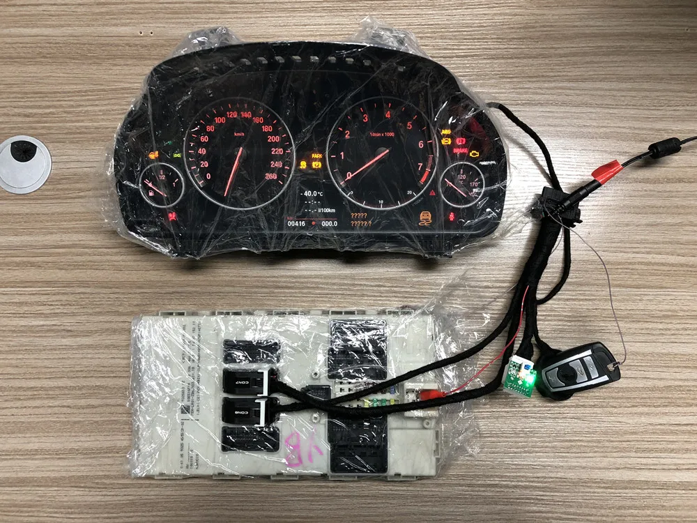 10-按启动按钮，仪表点亮