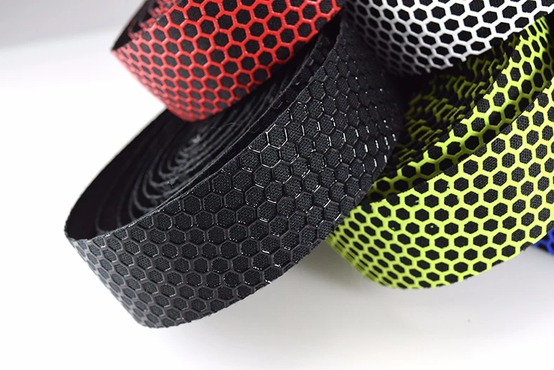 HTB1Dk01azfguuRjSspaq6yXVXXaV