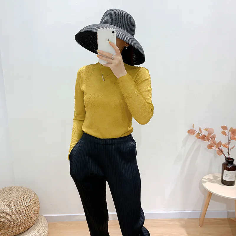 LANMREM strech slim fit pleated t-shirts Western