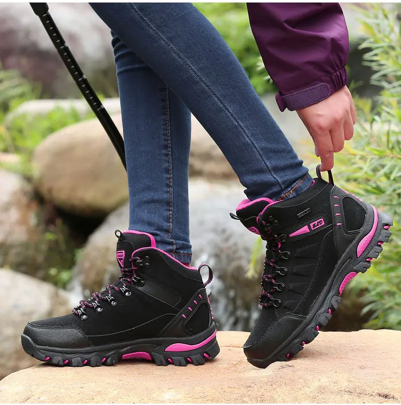 outdoor-hiking-boots-for-men-and-women (27)