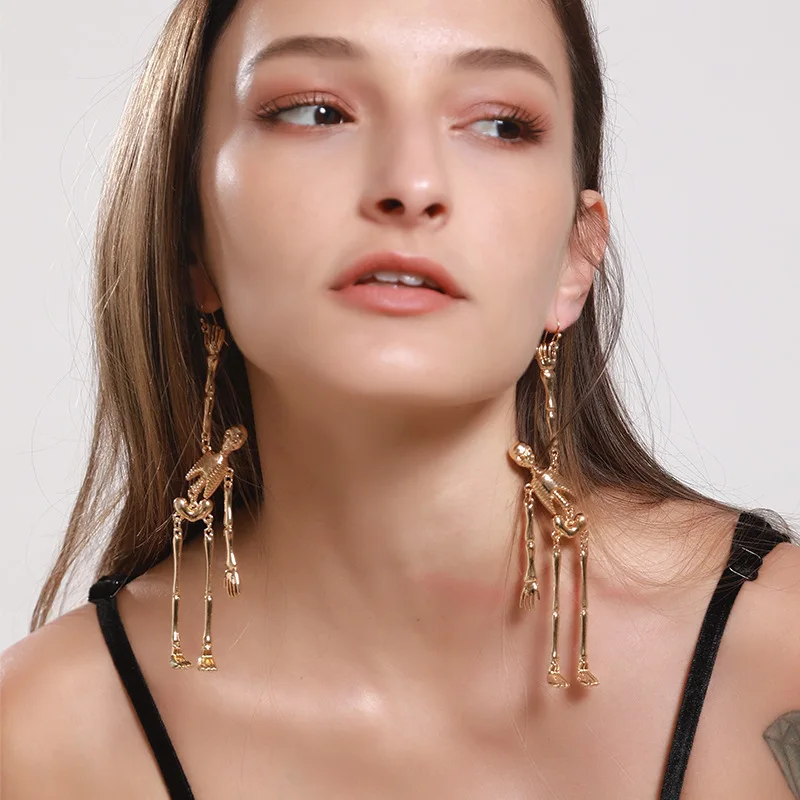 

Punk Gold Skeleton Bones Gothic Spooky Drop Earrings for Women Fine Jewelry Creative Skull Alloy Ear Hook Earring Halloween Gift