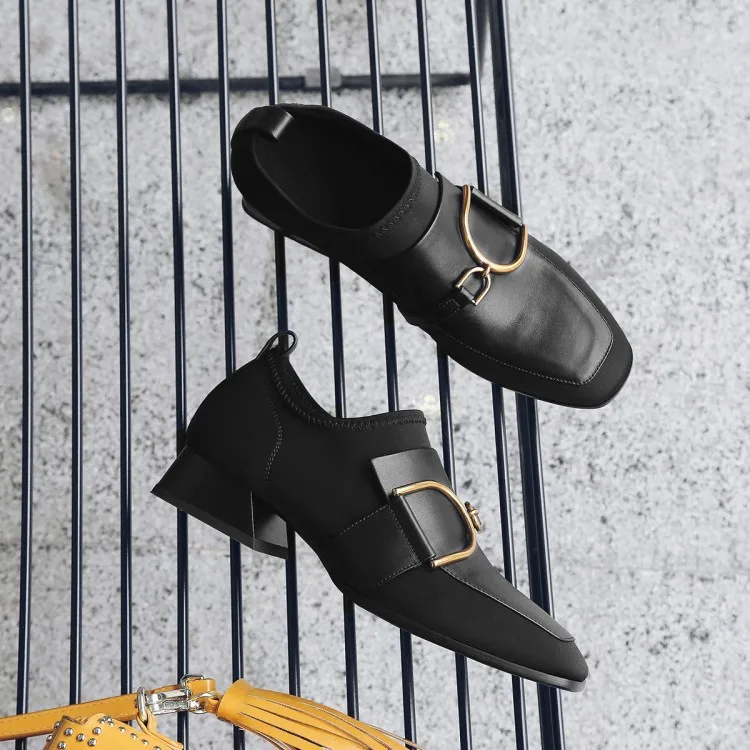 

2019 British Style Spring New Style Square Head Cowhide Shoes Women's Metal Ring Low Heel Deep Mouth Small Leather Shoes