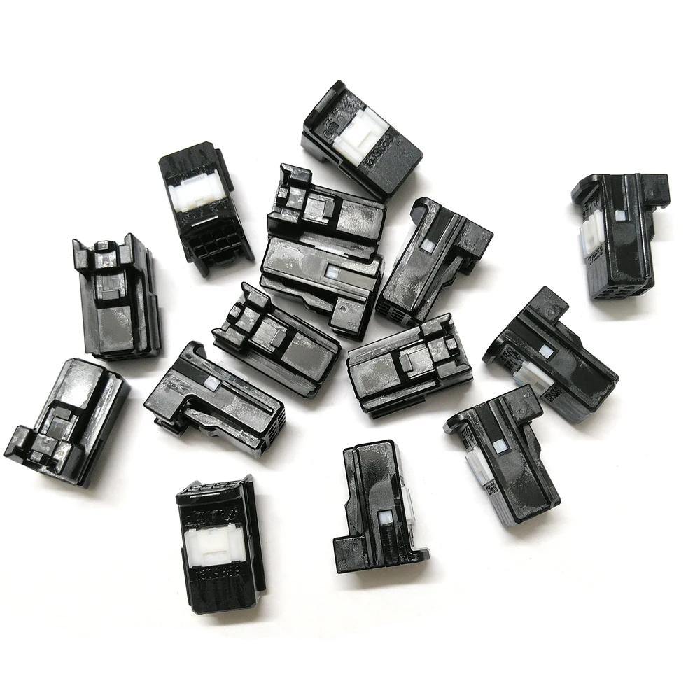 1379659 1 [Автомобильный 8 Вт Штекерный корпус ASSY BLAC]|plug in remote control|automobile glueautomobile headrests |