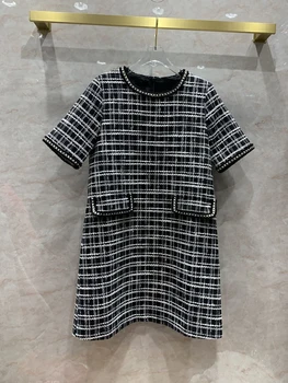 

Luxury Brand Women Woolen Mini Dress 2020 Autumn Short Sleeves Chain Collar Slim Dresses Fashion High-end Design Pockets Dresses