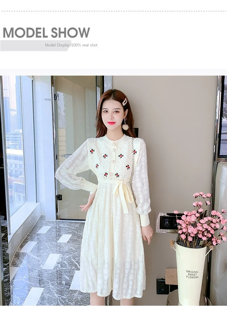 Autumn New Embroidered Knitted Skin 