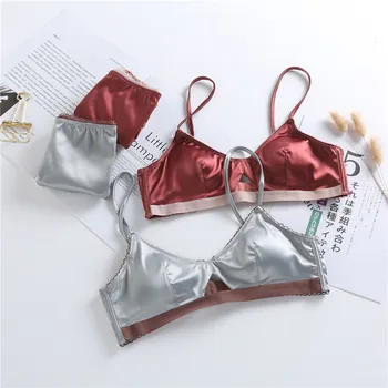 

Simple Silk Comfortable Sexy Underwear Women Hollow Wireless Push Up Bra Set Cotton Padded French Bralette Panties Lingerie Set