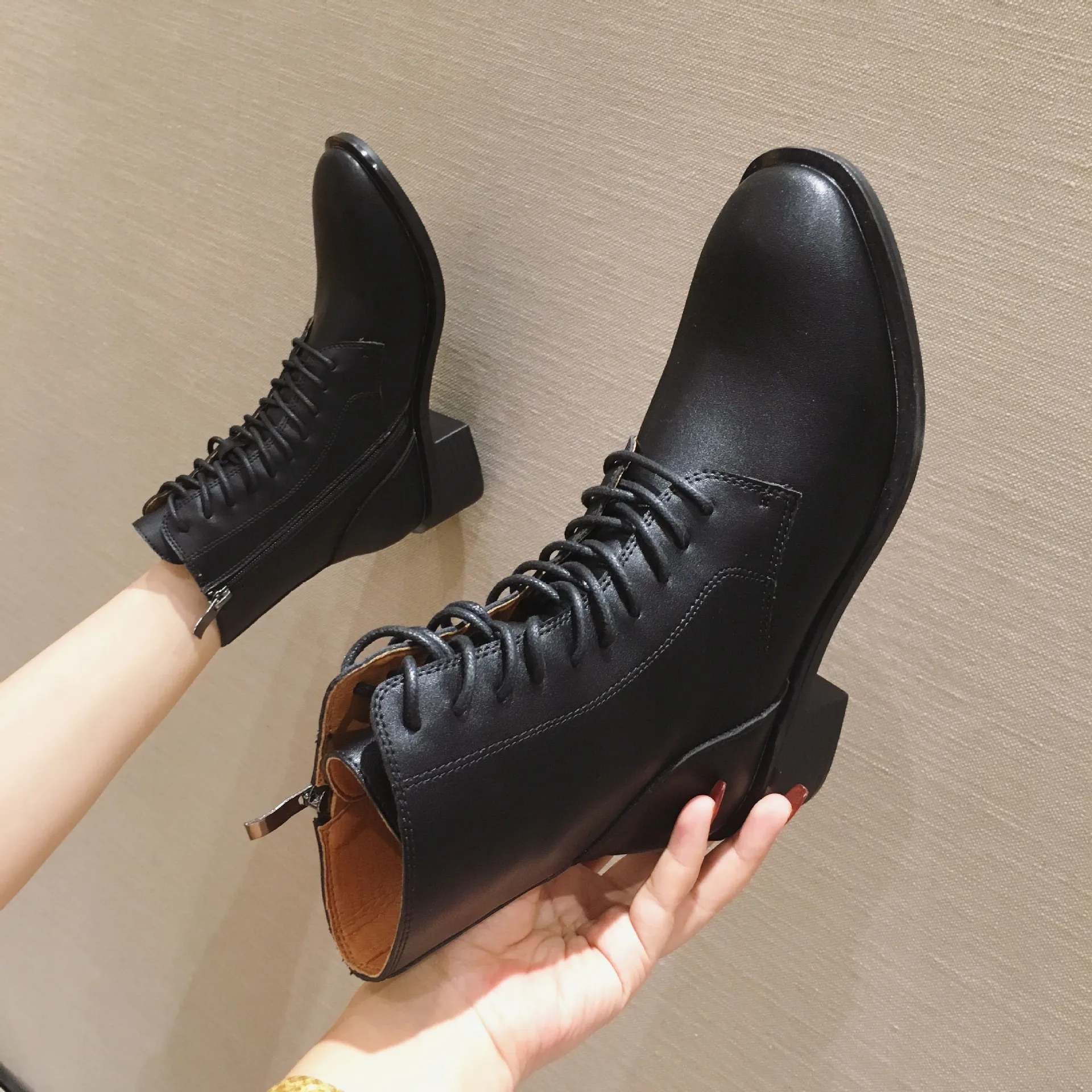 

2019 New Style Martin Boots Women's British-Style Versatile Autumn And Winter Boots Short Boots Lace-up INS Online Celebrity Thi