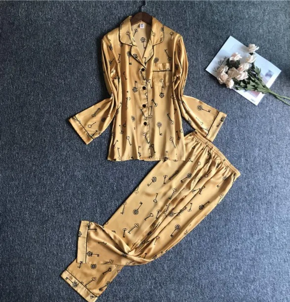Женский Шелковый пижамный комплект с длинным рукавом и отложным воротником, одежда для сна, атласная сексуальная ночная рубашка для отдыха осень-зима