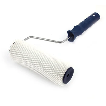 

HOT-7" plastic handle Spiked Roller
