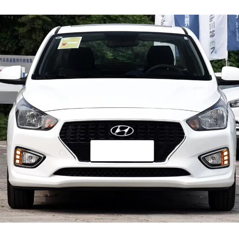 

Suitable for 17-18 New Modern Rena Daytime Running Lamp New Rena Front Fog Lamp Modified LED Daytime Running Lamp